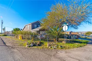 1124 Sahuaro Dr, Bullhead City, AZ 86442 - Photo 3