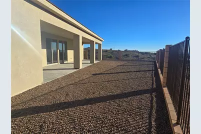 225 Landon Drive, Bullhead City, AZ 86429 - Photo 37