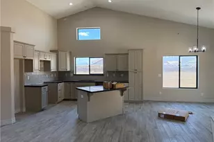 1317 E Placer Dr, Fort Mohave, AZ 86426 - Photo 5