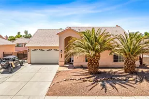 1894 E Emerald Lake Dr, Fort Mohave, AZ 86426 - Photo 1