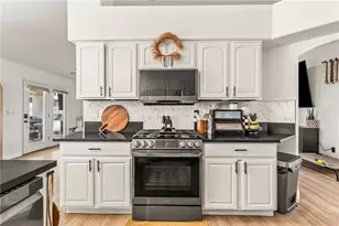 1894 E Emerald Lake Dr, Fort Mohave, AZ 86426 - Photo 27