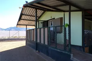 7610 6th St, Dolan Springs, AZ 86441 - Photo 3