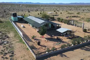 7610 6th St, Dolan Springs, AZ 86441 - Photo 5