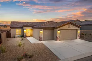 2673 Kingman Dr, Bullhead City, AZ 86429 - Photo 5