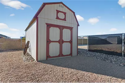 6696 W Brook Drive, Golden Valley, AZ 86413 - Photo 31