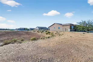 6696 W Brook Dr, Golden Valley, AZ 86413 - Photo 33