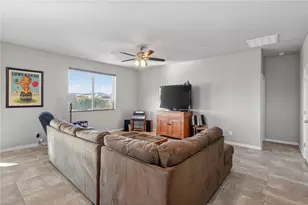 6696 W Brook Dr, Golden Valley, AZ 86413 - Photo 7