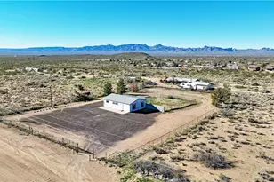 785 S Bacobi Rd, Golden Valley, AZ 86413 - Photo 35