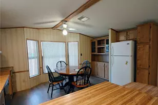656 E Gordon Dr, Mohave Valley, AZ 86440 - Photo 11