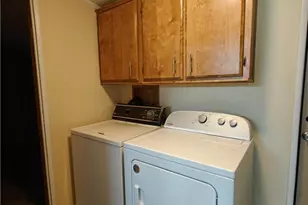 656 E Gordon Dr, Mohave Valley, AZ 86440 - Photo 15