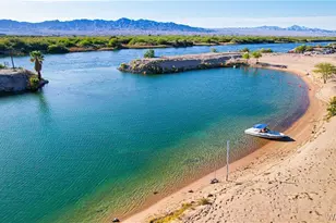 656 E Gordon Dr, Mohave Valley, AZ 86440 - Photo 9