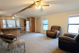 656 E Gordon Dr, Mohave Valley, AZ 86440 - Photo 13