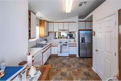 9915 S Needles Drive, Mohave Valley, AZ 86440 - Photo 7