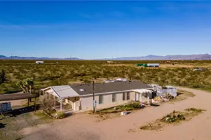 4943 W Safari Dr, Golden Valley, AZ 86413 - Photo 31