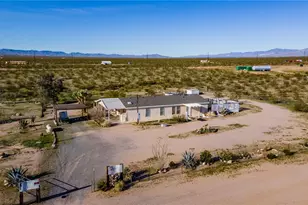 4943 W Safari Dr, Golden Valley, AZ 86413 - Photo 29