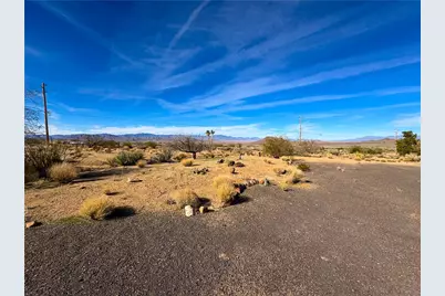 10210 N Boulder Road, Kingman, AZ 86401 - Photo 3