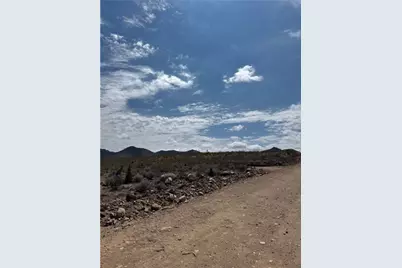 12 Magnolia Drive, Dolan Springs, AZ 86441 - Photo 5