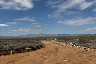 12 Magnolia Dr, Dolan Springs, AZ 86441 - Photo 1