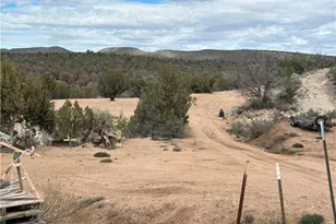 2932 Skylight Dr, Kingman, AZ 86401 - Photo 85