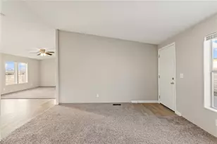 971 Turney Dr, Bullhead City, AZ 86442 - Photo 15