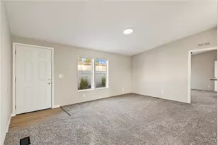 971 Turney Dr, Bullhead City, AZ 86442 - Photo 13