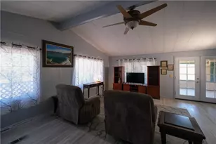 31 W Middle Point Dr, Meadview, AZ 86444 - Photo 17