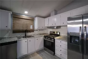 31 W Middle Point Dr, Meadview, AZ 86444 - Photo 27