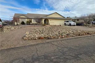 9197 N Concho Dr, Kingman, AZ 86401 - Photo 1