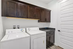 3790 Katie Ln Loop, Kingman, AZ 86401 - Photo 11