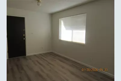 2015 Wickieup, Kingman, AZ 86401 - Photo 3