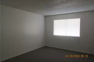 2015 Wickieup, Kingman, AZ 86401 - Photo 7