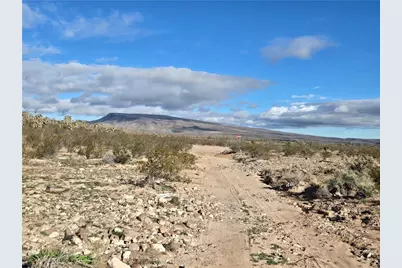 000 Butterfly Drive, Dolan Springs, AZ 86441 - Photo 5
