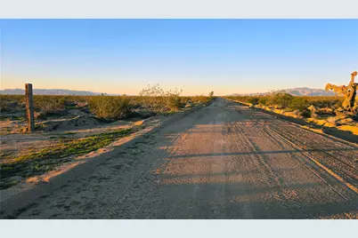 2455 Lone Ranger Road, Yucca, AZ 86438 - Photo 23