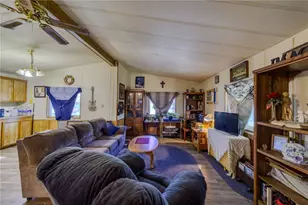 1096 Citrus St, Bullhead City, AZ 86442 - Photo 13