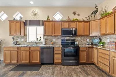 2821 E Singing Breeze Lane, Bullhead City, AZ 86429 - Photo 15