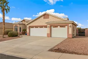 2821 E Singing Breeze Ln, Bullhead City, AZ 86429 - Photo 3