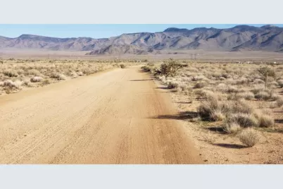 8934 Huntington Avenue, Kingman, AZ 86401 - Photo 15