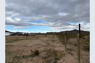 5938 Eden Road, Golden Valley, AZ 86413 - Photo 21