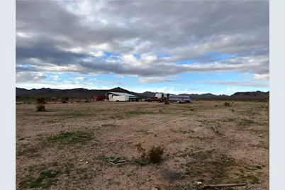 5938 Eden Road, Golden Valley, AZ 86413 - Photo 1