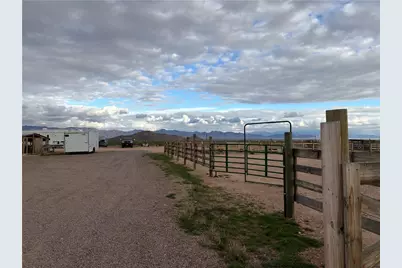 5938 Eden Road, Golden Valley, AZ 86413 - Photo 5