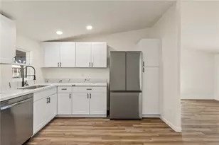 1405 E Pearl Circle, Fort Mohave, AZ 86426 - Photo 9