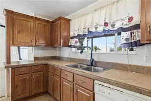 722 S Salt Rd, Golden Valley, AZ 86413 - Photo 19