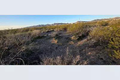306-44-005B Estrella, Golden Valley, AZ 86413 - Photo 3