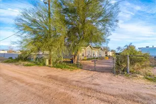 1291 E Vacation Dr, Mohave Valley, AZ 86440 - Photo 3