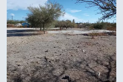 3836 W Third Ave., Yucca, AZ 86438 - Photo 7