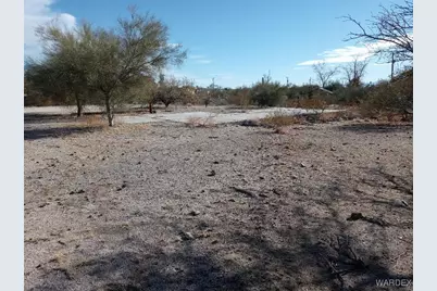 3836 W Third Ave., Yucca, AZ 86438 - Photo 7