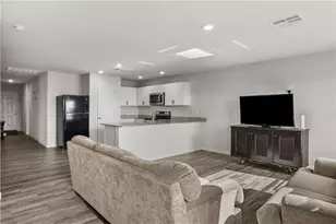 2228 E Sand Crk Dr, Fort Mohave, AZ 86426 - Photo 3