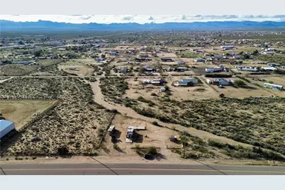 3373 N Bacobi Road, Golden Valley, AZ 86413 - Photo 5