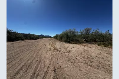 27415 N Pear Avenue, Meadview, AZ 86444 - Photo 7