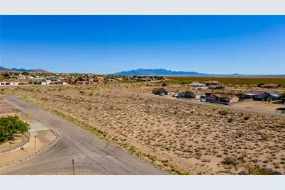6915 E Rio Verde Drive, Kingman, AZ 86401 - Photo 11